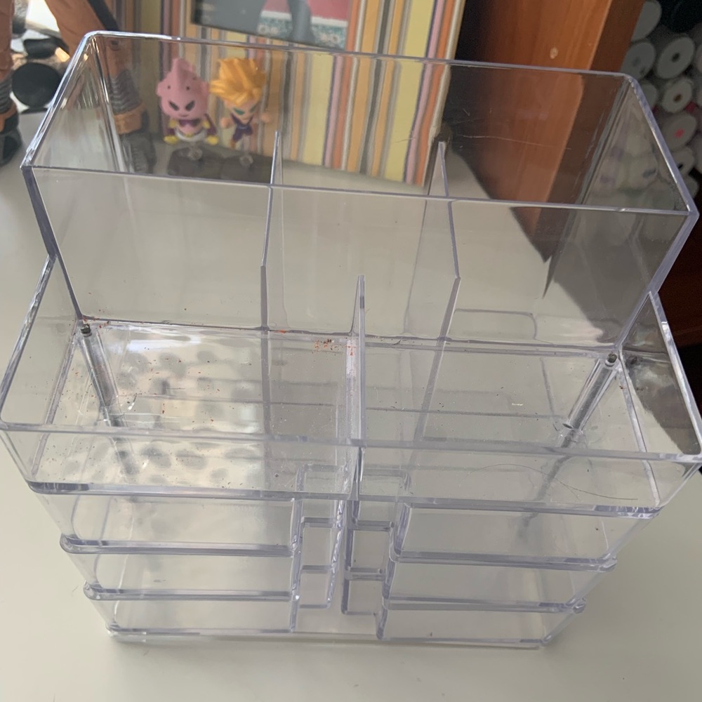 Plastic organizer